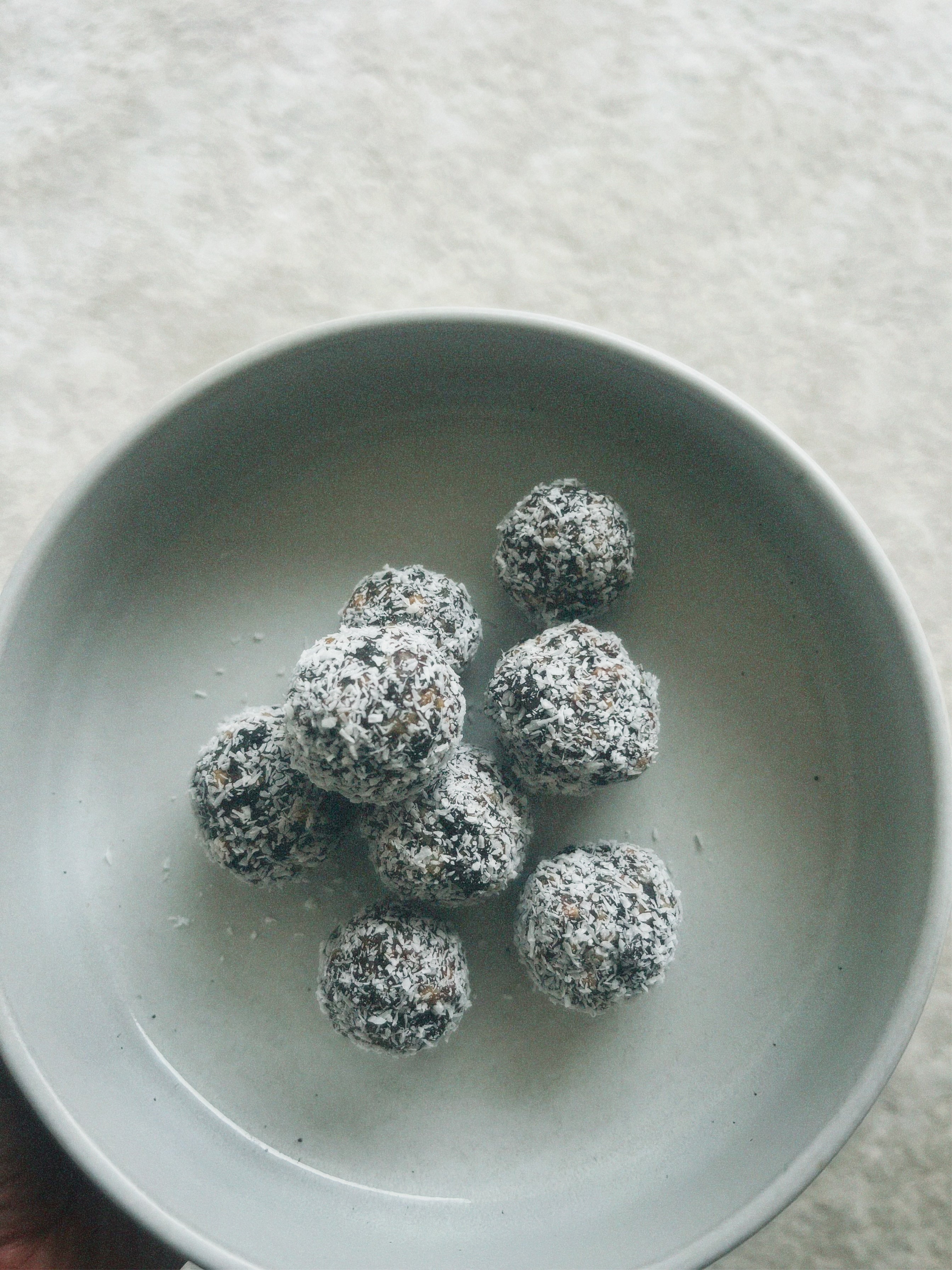 ENERGY & VITALITY BALLS